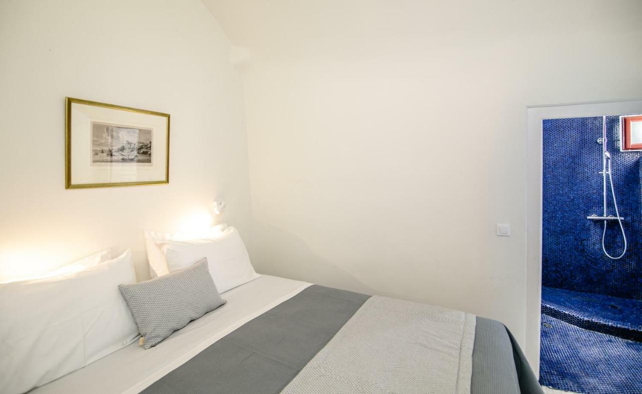 Otel Aloia 2*